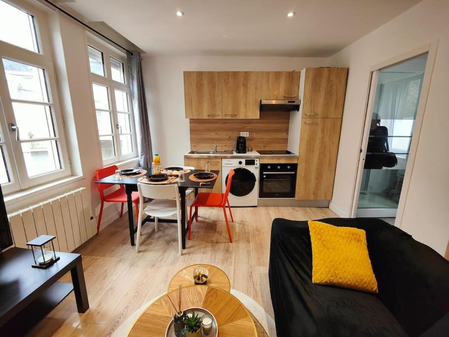 Ferienwohnung La Feline - Duplex - Vieux Valenciennes - Familial Exterior foto